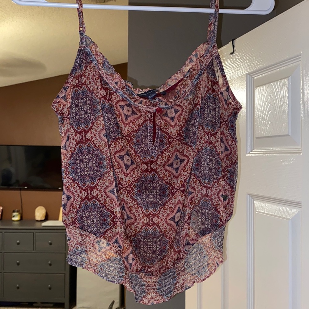 Barely worn AE crop top